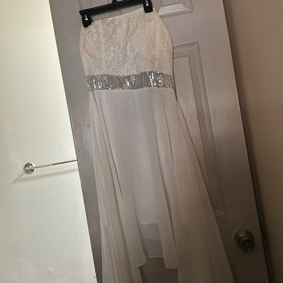 Champagne Lace Wedding Dress with Spaghetti Straps - Picture 3 of 3